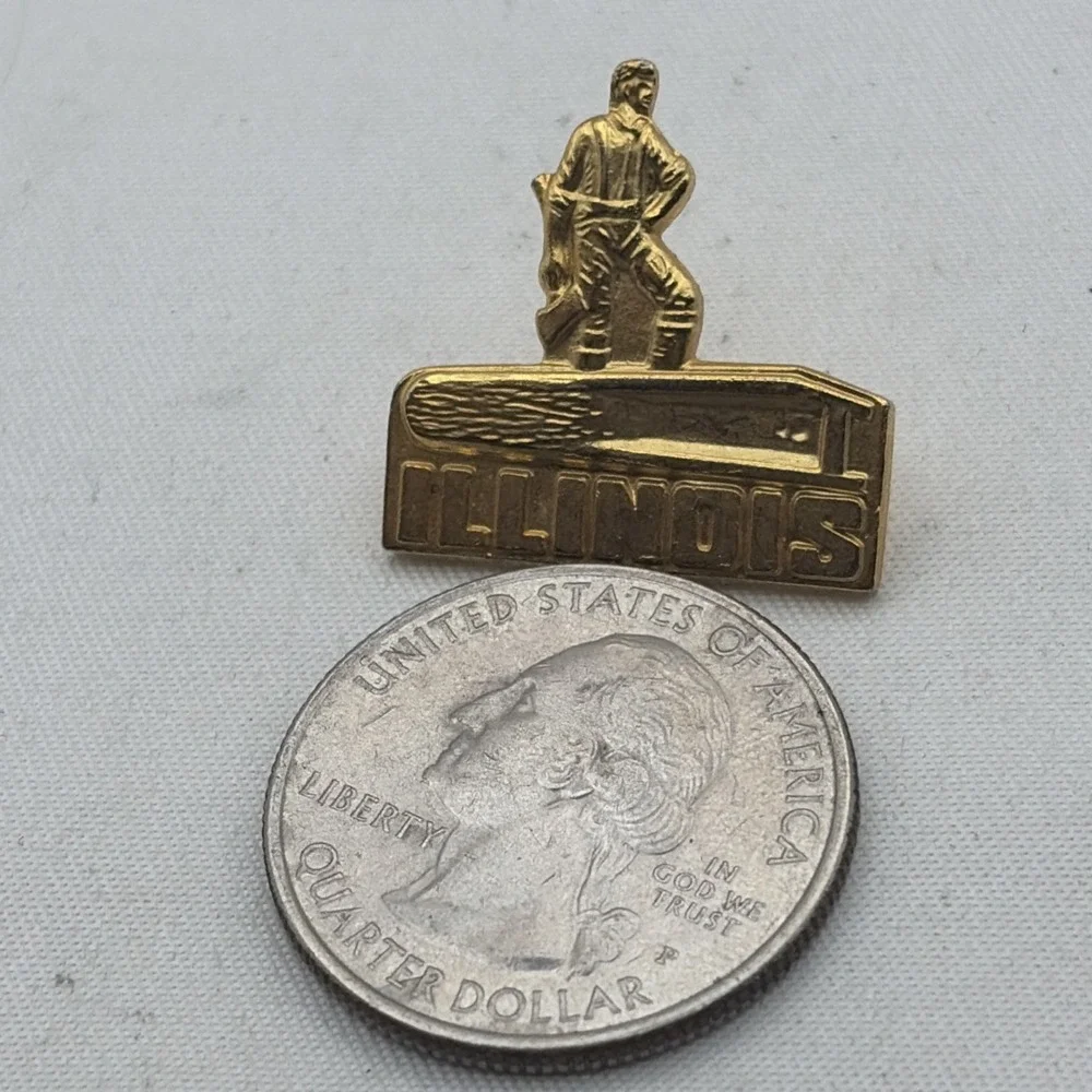Illinois Abraham Lincoln Gold Tone Lapel Hat Pin